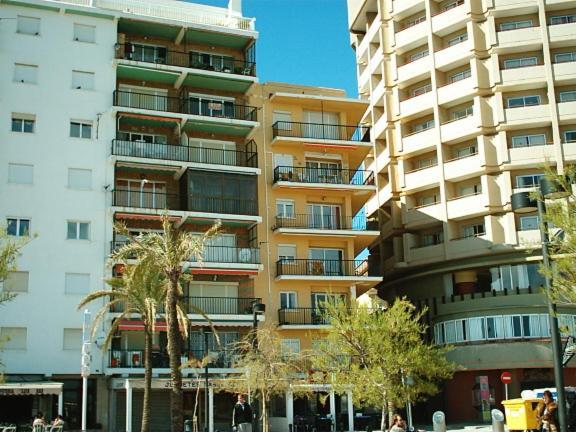 Апартаменти Fuengirola Playa Carina Екстер'єр фото