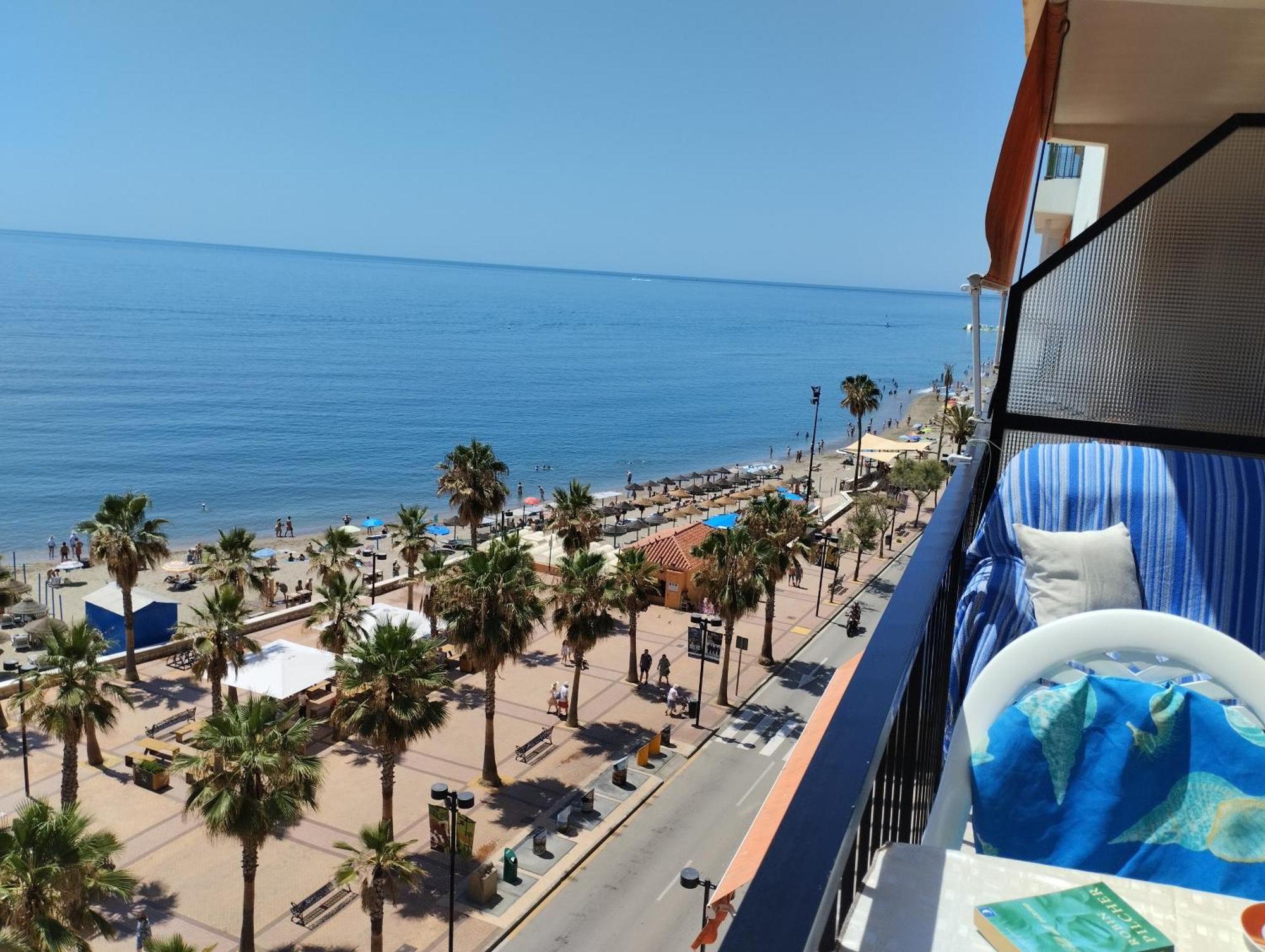 Апартаменти Fuengirola Playa Carina Екстер'єр фото